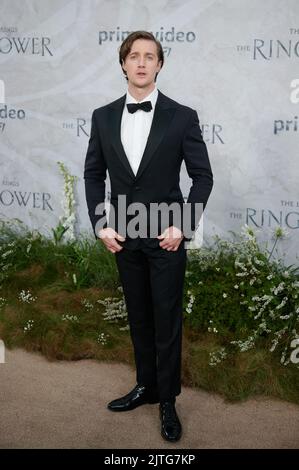 London, Vereinigtes Königreich . 30 August, 2022 . Leon Wadham bei der Weltpremiere von „der Herr der Ringe: Der Ring der Macht“ in den Leicester Square Gardens. Quelle: Alan D West/Alamy Live News Stockfoto