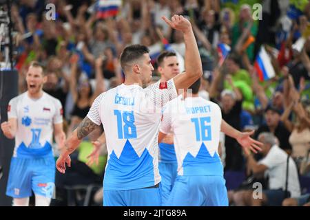 Klemen Cebulj (slowenische Volleyballnationalmannschaft) feiert in der Stozice Arena. Volleyball-Weltmeisterschaft 2022. Stockfoto