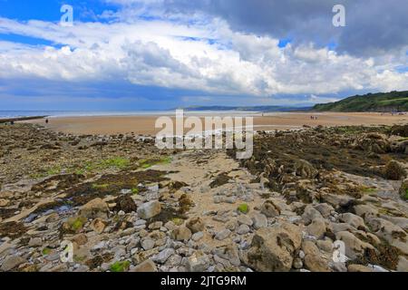 Benllech Sand bei Ebbe, Isle of Anglesey, Ynys Mon, Nordwales, Großbritannien. Stockfoto