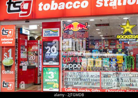 Tabakgeschäft im Stadtzentrum von Sydney, Verkauf von Smokes, Zigaretten Lotterielose und Vapes, NSW, Australien Stockfoto