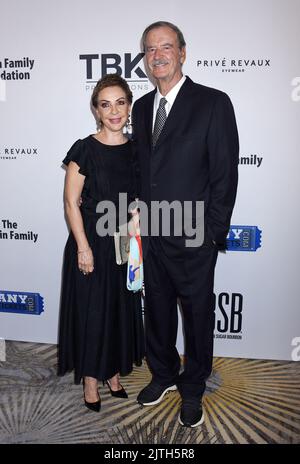 Vicente Fox und Marta Sahagun kommen zur Gala der Harold and Carole Pump Foundation 2022, die am 19. August 2022 im Beverly Hilton Hotel stattfand Beverly Hills, Kalifornien © Janet Gough / AFF-USA.com Stockfoto