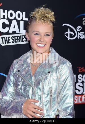 Jojo Siwa bei der Premiere der Saison 3 in der High School Musical: The Musical Series am 27. Juli 2022 in Burbank, Kalifornien © Janet Gough / AFF-USA.com Stockfoto