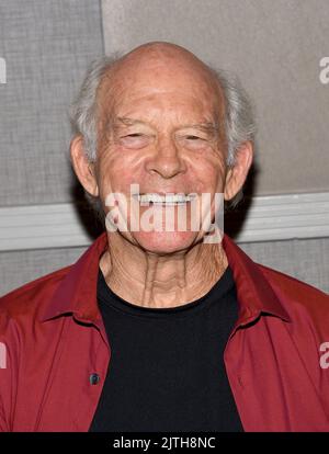 Max Gail bei der Sommer 2022 Hollywood Show, die am 1. Juli 2022 im Los