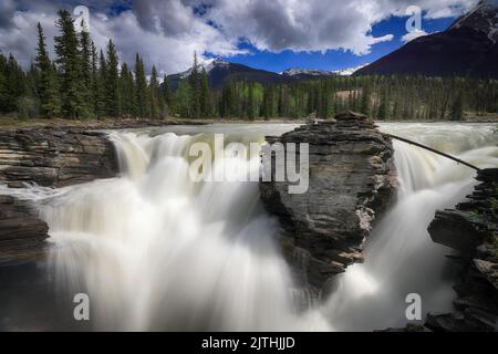 Athabasca Falls, Jasper Nationalpark, Alberta, Kanada Stockfoto