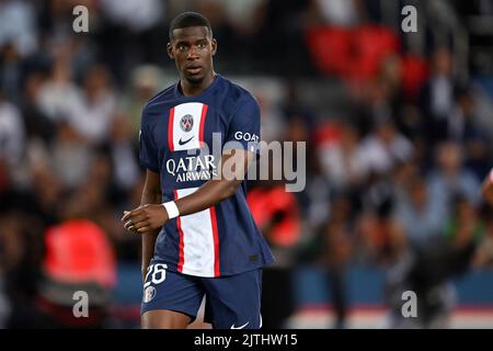 PARIS - Nordi Mukiele Mulere von Paris Saint-Germain während des Spiels der französischen Ligue 1 zwischen Paris Saint-Germain und AS Monaco am 28. August 2022 im Parc des Princes in Paris, Frankreich. ANP | Dutch Height | GERRIT AUS KÖLN Stockfoto