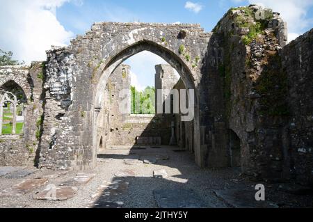 Ruinen des Turlough Abbey Kirchengebäudes, Republik Irland Stockfoto