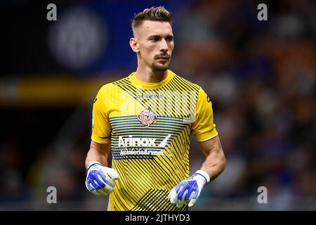 Mailand, Italien. 30. August 2022. Ionut Radu von US Cremonese sieht während des Fußballspiels der Serie A zwischen dem FC Internazionale und dem US Cremonese nach. Kredit: Nicolò Campo/Alamy Live Nachrichten Stockfoto