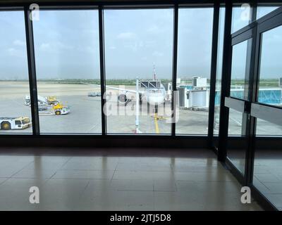 Qatar Airways am internationalen Flughafen Jinnah Karachi Stockfoto