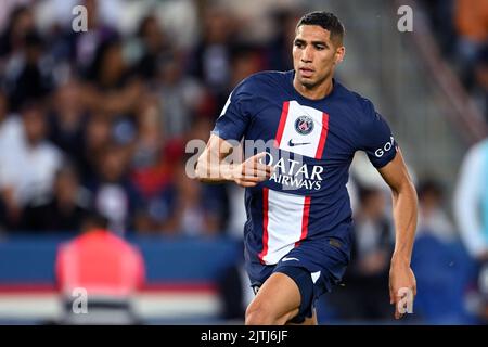 PARIS - Achraf Hakimi von Paris Saint-Germain während des Spiels der französischen Ligue 1 zwischen Paris Saint-Germain und AS Monaco am 28. August 2022 im Parc des Princes in Paris, Frankreich. ANP | Dutch Height | GERRIT AUS KÖLN Stockfoto