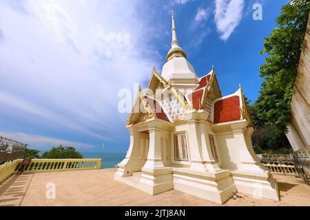 Khao Takiab Tempel auf dem Chopsticks Hill, Hua hin, Thailand Stockfoto