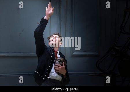 Eine Aufführung Von A Midsummer Night's Dream von der Duke's Theatre Company im Trebah Garden Amphitheater in Cornwall in Großbritannien. Stockfoto