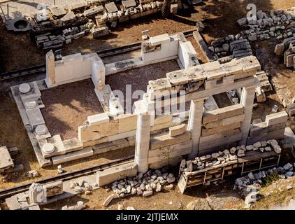 Der Tempel von Asclepios, erhöhte Ansicht, Akropolis, Athen, Attika, Griechenland Stockfoto