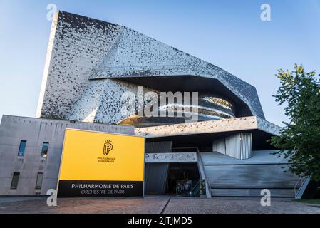 Philharmonie de Paris, ein Komplex von Konzertsälen mit dem sinfonischen Konzertsaal mit 2.400 Sitzplätzen, der von Jean Nouvel entworfen und im Januar 20 eröffnet wurde Stockfoto