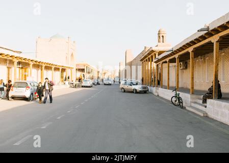 Buchara, Usbekistan. März 2022. Old Town Street Stockfoto