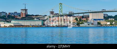 Halifax ist der Hauptsitz der Atlantischen Flotte. Der Marinestützpunkt liegt an der Halifax-Küste. Stockfoto