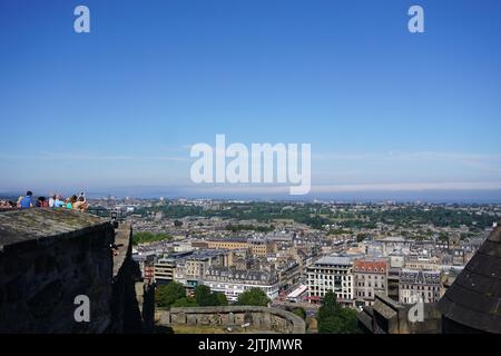 Das Stadtbild von Edinburgh aus dem Schloss, Schottland Stockfoto