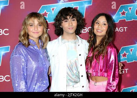 Pasadena, CA. 30. August 2022. Acapop bei den Ankünften für AMERICA'S GOT TALENT (AGT) Saison 17 Live Show Red Carpet, Sheraton Pasadena Hotel, Pasadena, CA 30. August 2022. Kredit: Priscilla Grant/Everett Collection/Alamy Live Nachrichten Stockfoto