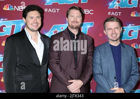 Pasadena, CA. 30. August 2022. Metaphysic bei der Ankunft für AMERICA'S GOT TALENT (AGT) Saison 17 Live Show Red Carpet, Sheraton Pasadena Hotel, Pasadena, CA 30. August 2022. Kredit: Priscilla Grant/Everett Collection/Alamy Live Nachrichten Stockfoto