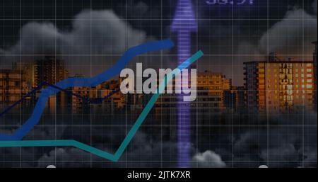 Bild der Verarbeitung von Finanzdaten mit Graphen und Pfeilen über dem Stadtbild Stockfoto