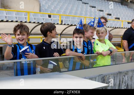 Brügge, Belgien, 31. August 2022. Die Fans des Clubs, aufgenommen am Familientag des belgischen Fußballteams Club Brugge KV, im Jan Breydel Stadion, in Brügge, Mittwoch, 31. August 2022. BELGA FOTO KURT DESPLENTER Stockfoto