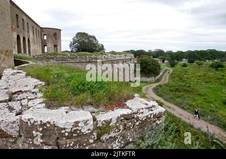 Die Burg Borgholm (auf schwedisch: Borgholms Slott) in Borgholm, Schweden, ist heute nur noch eine Ruine der Festung, die in der zweiten Hälfte des 13.. Jahrhunderts erbaut und in späteren Jahrhunderten mehrmals umgebaut wurde. Stockfoto