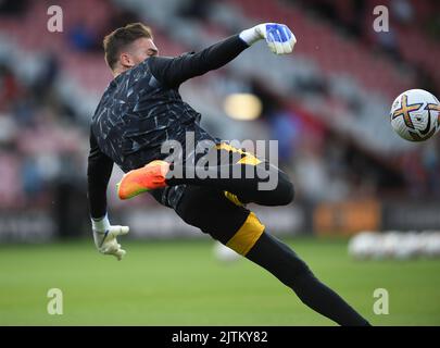 31.. August 2022; Vitality Stadium, Boscombe, Dorset, England: Premiership Football, AFC Bournemouth gegen Wolverhampton Wanderers: Jose Sa von Wolverhampton Wanderers wärmt sich auf Stockfoto