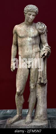 Marmorstatue des Hermes, gefunden in Aigion, Peloponnes Werk der Augustanzeit (27 v. Chr.-14 n. Chr.) Nationales Archäologisches Museum in Athen. Stockfoto
