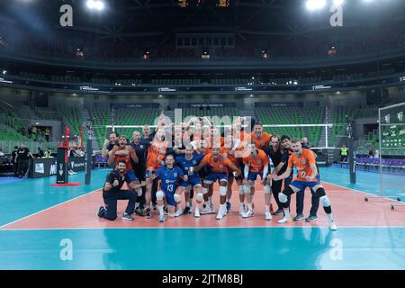 LJUBLJANA, SLOWENIEN - 31. AUGUST: Die Spieler der Niederlande feiern während der Volleyball-Weltmeisterschaft der Männer - Pool F - Vorbereitungsphase-Spiel zwischen den Niederlanden und dem Iran in der Arena Stozice am 31. August 2022 in Ljubljana, Slowenien (Foto: Borut Zivulovic/BSR Agency) Stockfoto