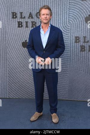 Greg Kinnar bei der Premiere von Apples Serie „Black Bird“, die am 29. Juni 2022 im Bruin Westwood in Westwood, CA, stattfand © OConnor / AFF-USA.com Stockfoto