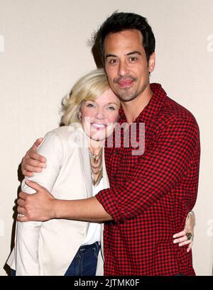 Maura West und Marcus Coloma nehmen am General Hospital Fantasy Event - New Jersey Teil, das am 5. Juni 2022 im Hilton Hasbrouck Heights, NJ, stattfand ©Steven Bergman/AFF-USA.COM Stockfoto