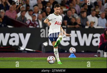 London, Großbritannien. 31. August 2022. London UK 31.. August 2022Ben Davies (Spurs) während des Spiels der West Ham gegen Tottenham Hotspur Premier League im London Stadium Stratford. Quelle: MARTIN DALTON/Alamy Live News Stockfoto