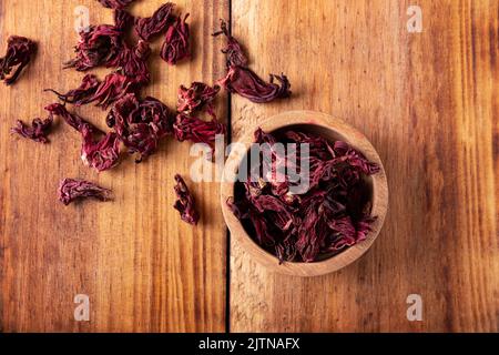 Hibiscus Sabdariffa. Auch bekannt als Jamaika, Red Guinea Sorrel, rosella und verschiedene andere Namen, je nach Land oder Region. Wird häufig in verwendet Stockfoto