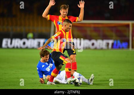 Foto Giovanni Evangelista/LaPresse 28 Agosto 2022 Lecce, Italia - Sport, calcio - U.S. Lecce vs Empoli F.C. - CampionatoSerie A Tim 2022/23 - Stadio E. Giardiniero - Via del Mare. Nella foto: Gabriel StrefezzaAugust 28, 2022 Lecce, Italien - Sport, Fußball - U.S Lecce vs Empoli F.C. - Italienische Meisterschaft Serie A Tim 2022/23- E. Giardiniero - Via del Mare Stadium. Im Bild: Gabriel Strefezza Stockfoto