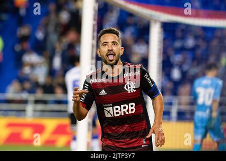 Buenos Aires, Argentinien. 31. August 2022. Everton Ribeiro von Flamengo feiert sein Tor beim Copa CONMEBOL Libertadores 2022 im ersten Halbfinale zwischen Velez und Flamengo im Jose Amalfitani Stadium. Endstand; Velez 0:4 Flamengo. Kredit: SOPA Images Limited/Alamy Live Nachrichten Stockfoto