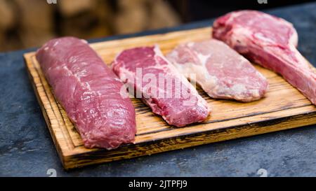 steakhouse Küche frisch geschnitten rohes Rindfleisch Fleisch Stockfoto