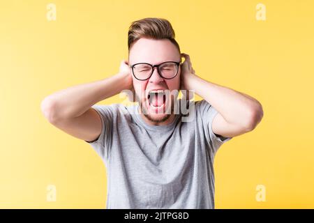 Stress Spannung Mann schreiende Emotion schreiend Stockfoto