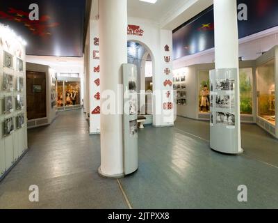 Yoshkar-Ola, 26. August 2022: Innerhalb der ethnographischen Abteilung im Nationalmuseum der Republik Mari El benannt nach T Evseev. Es ist regionales Museum Stockfoto