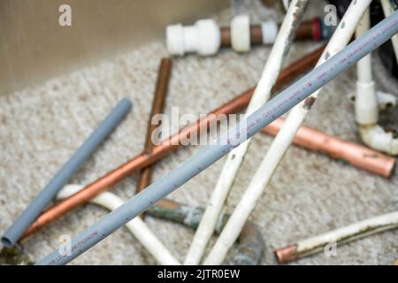 Nahaufnahme von Rohren und Rohren Stockfoto