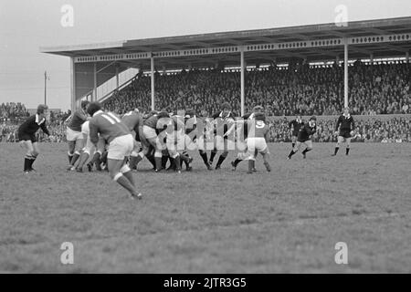 Llanelli RFC vs New Zealand All Blacks (31/10/72) - Stockfoto