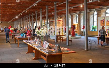 Salts Mill Gift and Retail Space, 1853 Gallery, Sailtaire, Bradford, West Yorkshire, ENGLAND, GROSSBRITANNIEN, BD98 8AA Stockfoto