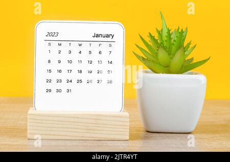 Januar 2023 Monatlicher Tischkalender für 2023 Jahr. Stockfoto