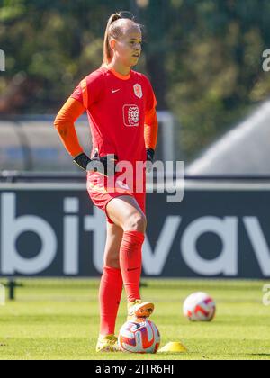 ZEIST, - 1. SEPTEMBER: Daphne van Domselaar aus den Niederlanden während einer Trainingssitzung der Niederlande auf dem KNVB Campus am 1. September 2022 in Zeist, . (Foto von Rene Nijhuis/Orange Picturs) Stockfoto