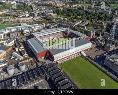 Luftbild mit Tynecastle Park, Edinburgh, Heimstadion des Midlothian Football Club. Stockfoto
