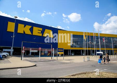 London, Großbritannien. 27. August 2022. Außenansicht des Ikea-Geschäfts in London. Kredit: SOPA Images Limited/Alamy Live Nachrichten Stockfoto