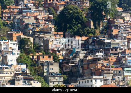 Hügel von den Ziegen ' morro dos Cabritos' in Rio de Janeiro, Brasilien - 27 Juni 2020: Hügel beherbergt die Ziegen in der Copacabana-Viertel von Rio de Stockfoto