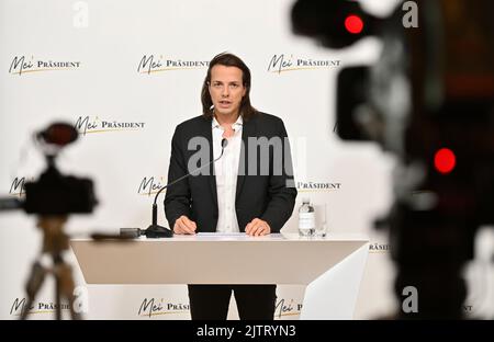 Wien, Österreich. 01. September 2022. Pressekonferenz mit Präsidentschaftskandidat Dominik Wlazny (Marco Pogo) im Presseclub concordia. Thema: „Wofür ich stehe.“ Präsentationsthemen und -Inhalte Stockfoto