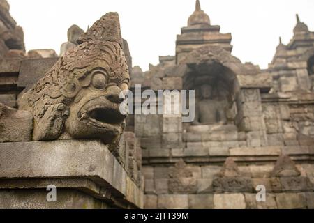 Antiker buddhistischer Borobudur Tempel außerhalb Jogjakarta (Yogyakarta), Java, Indonesien, Asien. Stockfoto