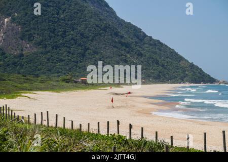 grumari Strand auf der Westseite von rio de janeiro brasilien. Stockfoto