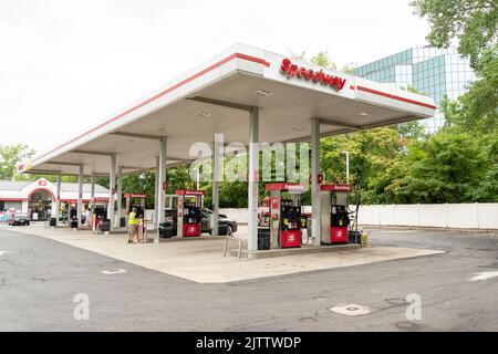 Eine Speedway-Tankstelle in Secaucus, NJ, USA. Stockfoto