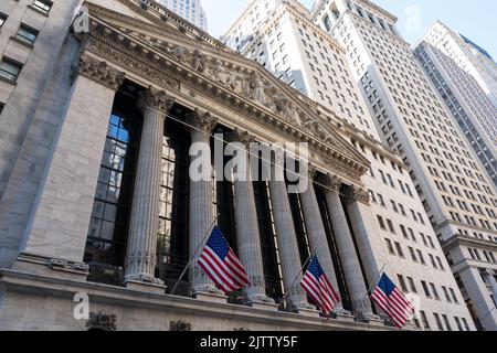 New York, NY, USA - 19. August 2022: New York Stock Exchange an der Wall Street in New York, NY, USA am 19. August 2022 Stockfoto